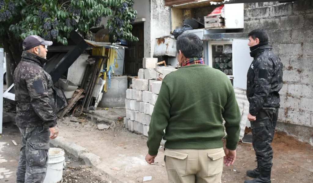 Patrulla Ambiental intervino en el barrio 17 de Octubre tras denuncias por un acumulador de residuos