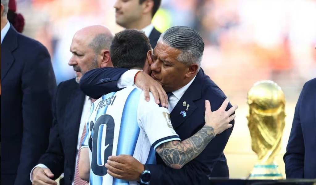 “Con la cabeza en alto”: el mensaje del Chiqui Tapia luego de que la Selección perdiera la final