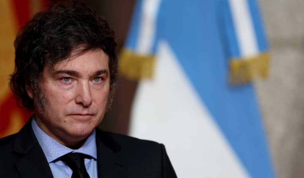 Campaña global anti Argentina: Apuntan a Milei y Quirno por no responder a las duras acusaciones de racismo que sufre el país