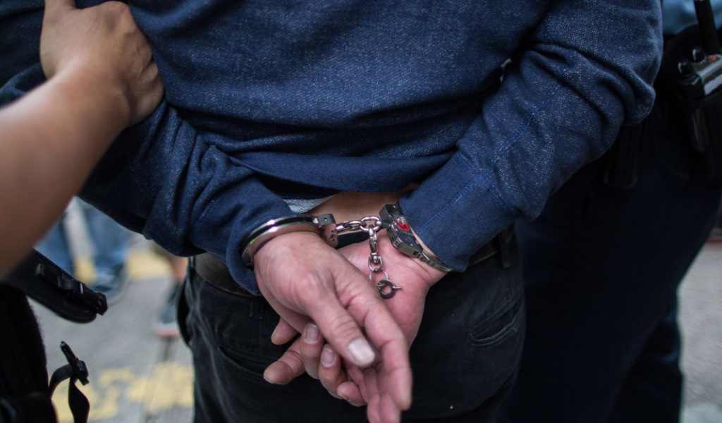 Horror en La Silleta: Una mujer de 55 años fue asesinada a puñaladas y detuvieron a su pareja