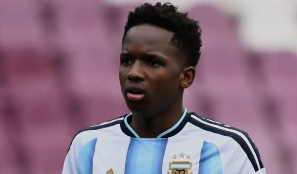 Debutó en la Selección argentina Sub 17,  Kiki Ramos, el juvenil nacido en Haití