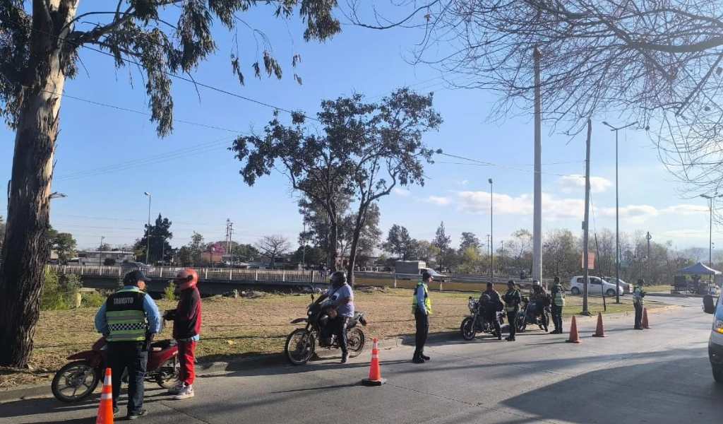 Por alcoholemia, el no uso de casco, la falta de luces y documentación secuestraron 36 motos en el barrio Santa Lucia