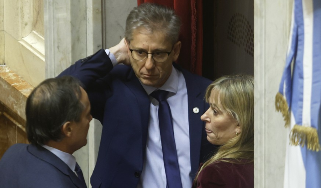 Fue paliza: Los gobernadores le hicieron sentir su poder a Milei y aprobaron los proyectos de ATN y combustible