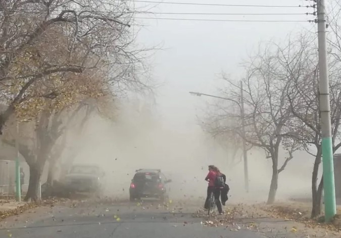 Emiten una alerta amarilla por fuertes vientos en Cafayate, San Carlos y San Antonio de Los Cobre