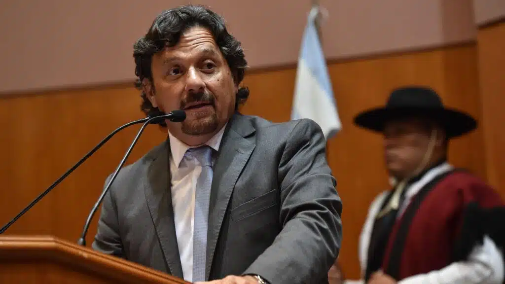 Gustavo Sáenz: “El gobierno nacional terminó siendo paloma de iglesia, cagó a todos los fieles”
