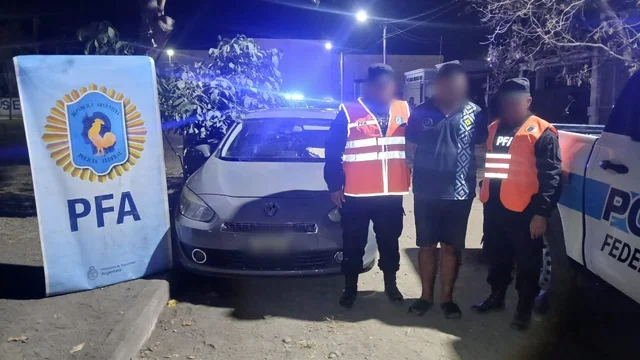 En Orán un conductor atropelló a un playero de una estación de servicio y descubrieron que tenía dinero de origen ilegal