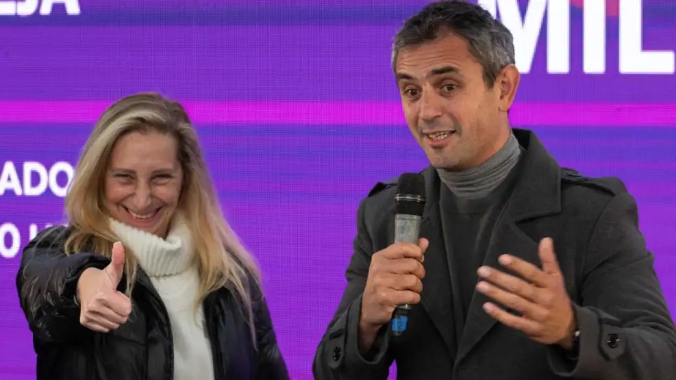 Escándalo: El Banco Nación le otorgó un contrato multimillonario a una empresa  de la familia de Martín Menem