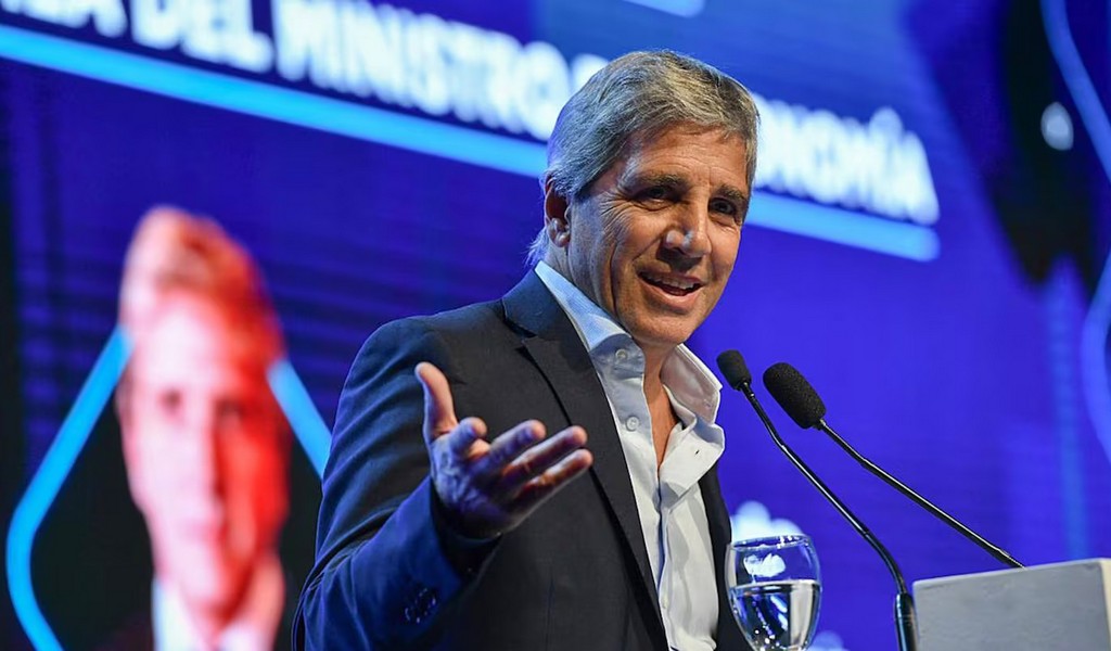 Ale Fantino reveló los detalles de una conversación privada con Luis Caputo: “Se vienen tres meses picantísimos”
