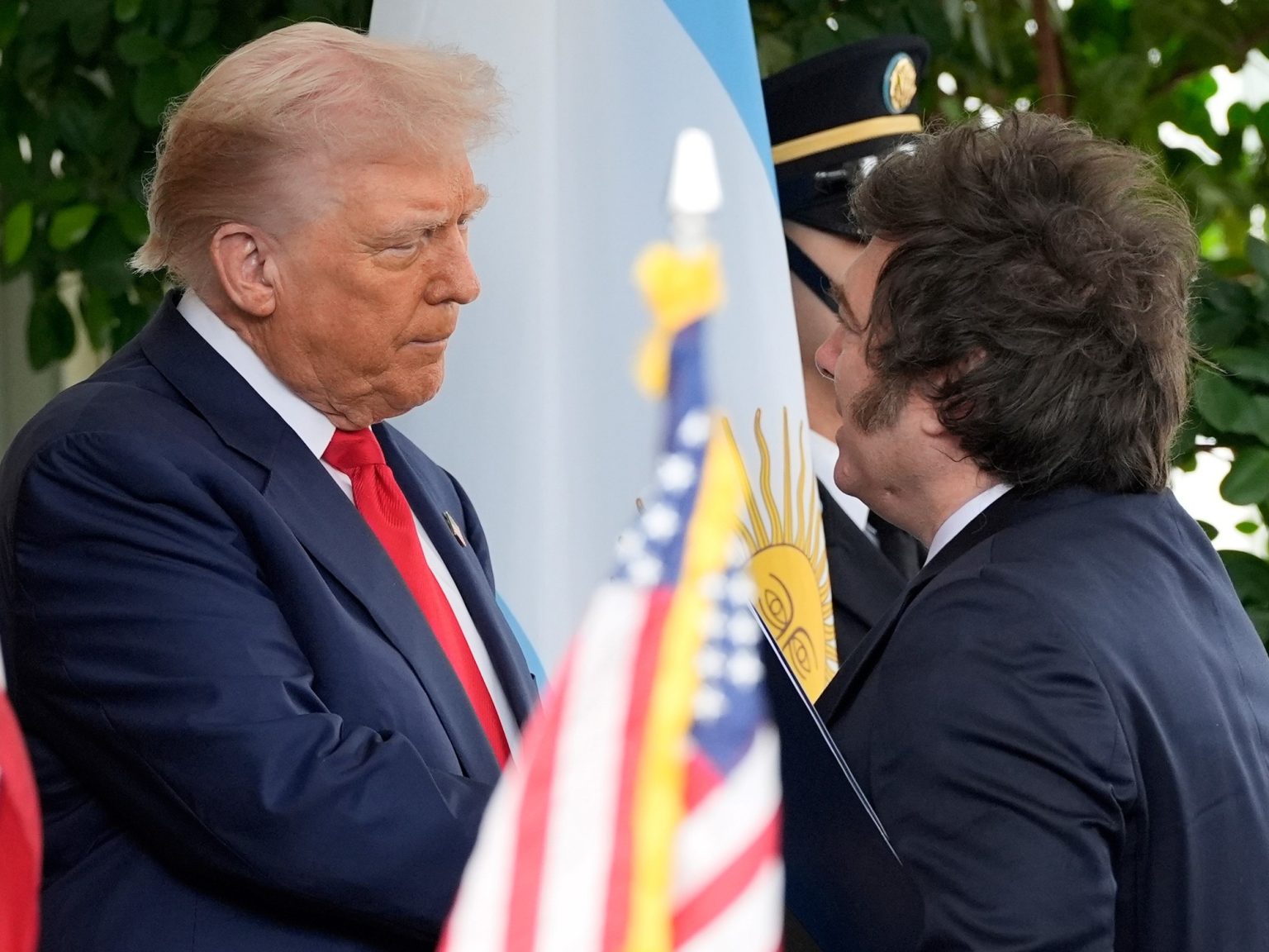Trump felicitó a Milei por el triunfo electoral: “El pueblo argentino justificó nuestra confianza en él”