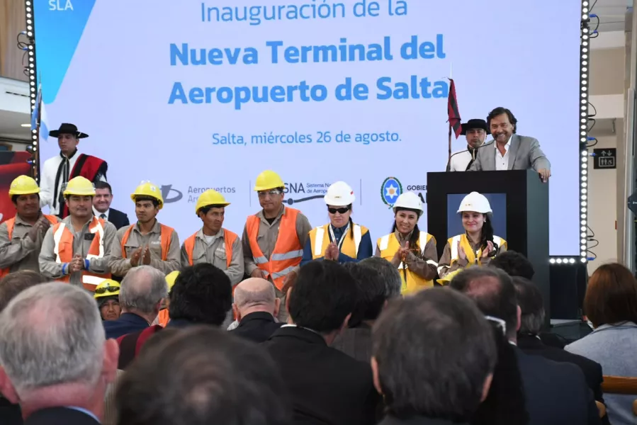 Sáenz anunció que se sumarán a la Policía de Salta 300 nuevos agentes y una flota de 151 motos y cuatriciclos