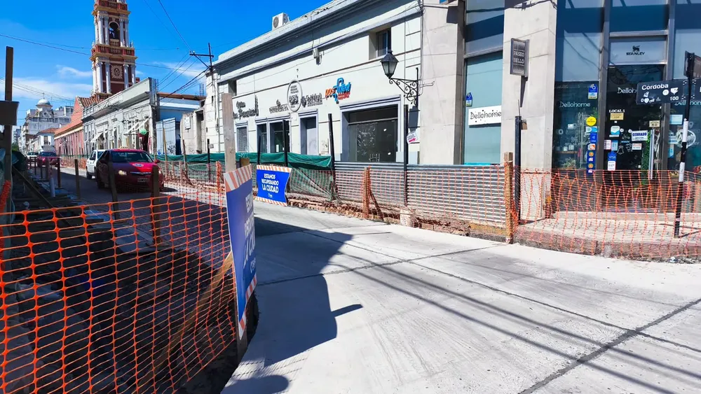 La Municipalidad habilitó el tránsito en la calle Córdoba y Caseros en el sector del Paseo de la Fe