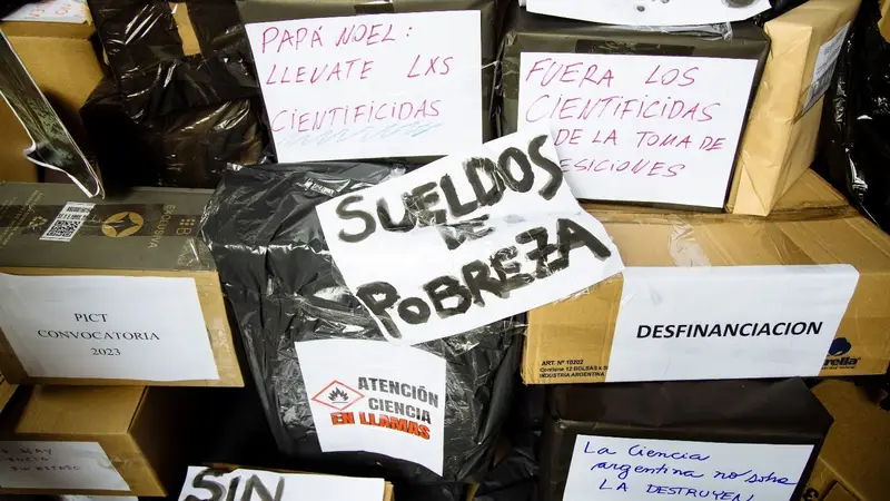Radiografía de una destrucción anunciada: el sistema científico argentino sufrió recortes de hasta el 80% y más de 5.000 despidos