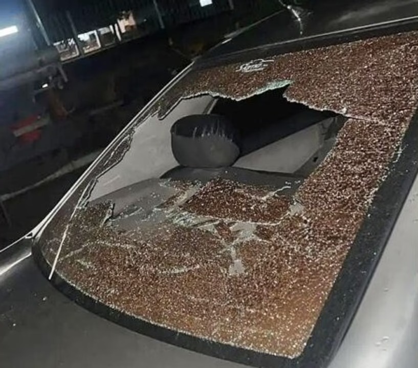 Violento intento de asalto en el norte de Salta: A tiros quisieron detener a un remís donde viajaba una familia