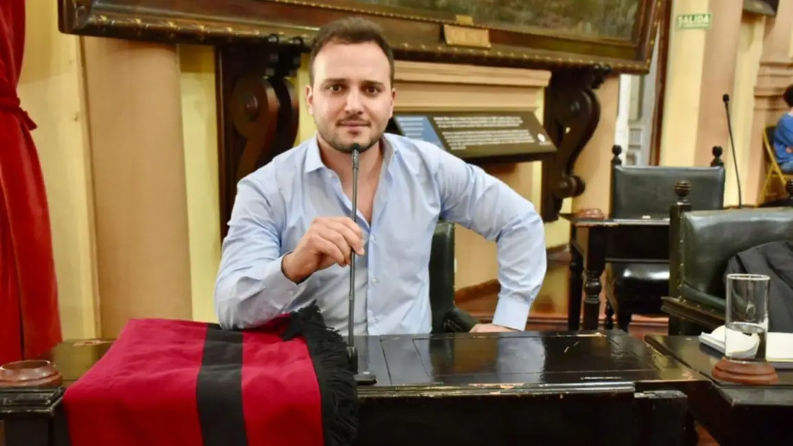 Un diputado salteño presentó un proyecto para sancionar a los padres de chicos que hagan bullying en las escuelas