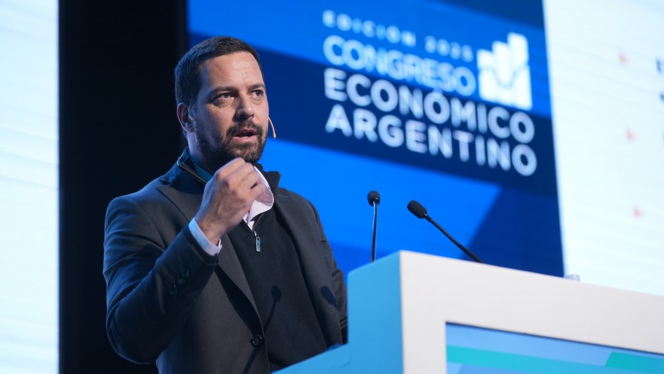 Cerró autopartista en Argentina que no resistió el derrumbe productivo de Peugeot y se agrava la crisis del sector