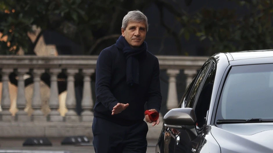 La Justicia declaró inconstitucional la decisión de Luis Caputo de dejar de informar los precios de los combustibles