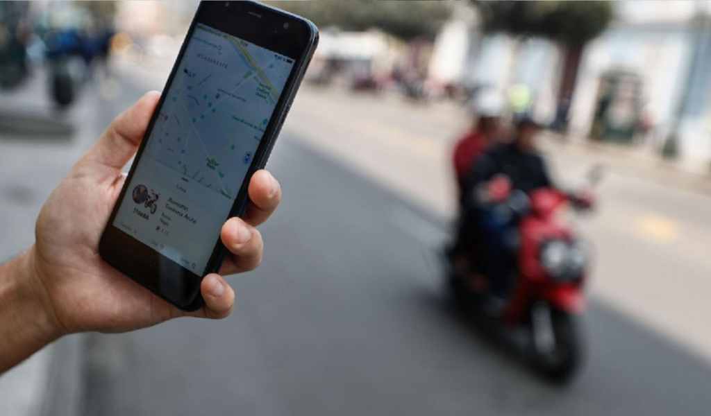 Tres hombres fueron imputados por el robo a una motociclista salteña que trabaja con una aplicación de viajes