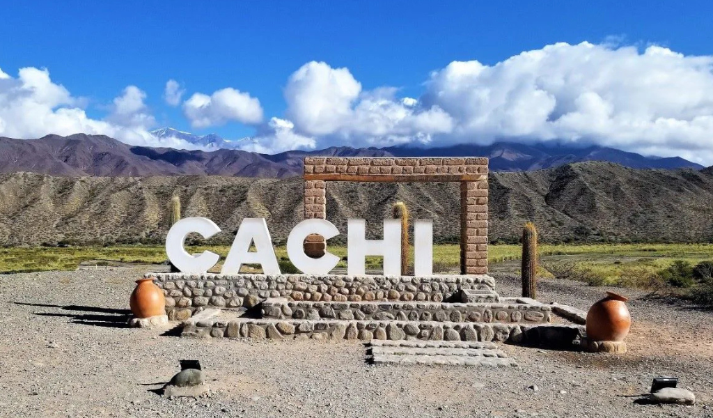 Caída del turismo en Cachi: "Llegan al mediodía y se van a las tres”
