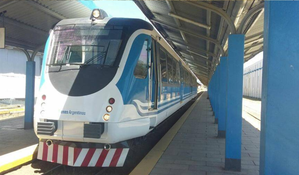 Tras varias semanas de mantenimiento volvió a circular el tren de pasajeros entre Salta y Campo Quijano