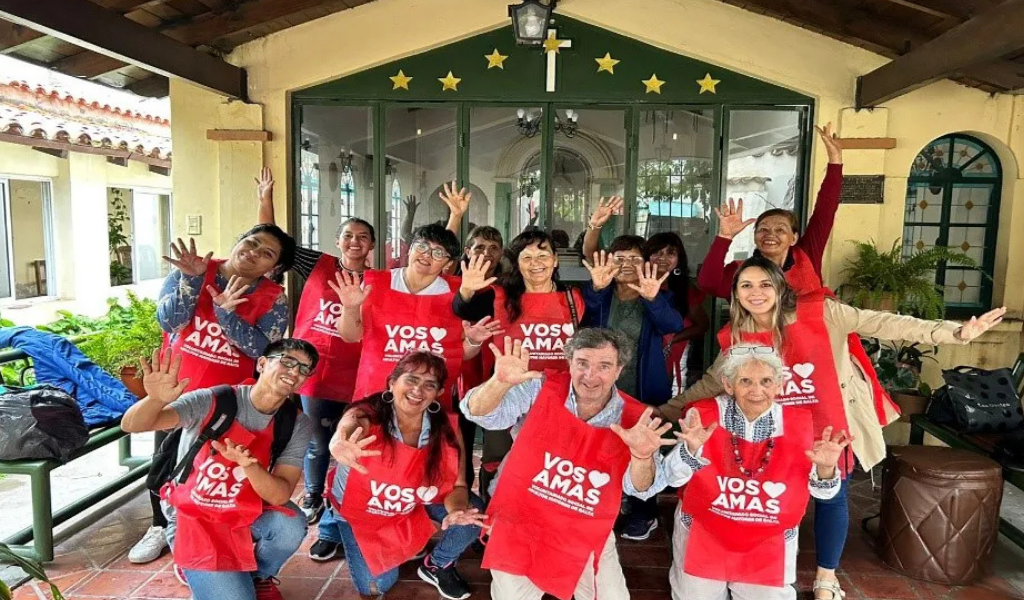 El Voluntariado Social de Adultos Mayores de Salta (VOS AMAS) lanzó una campaña para que los abuelos no pasen las fiestas solos
