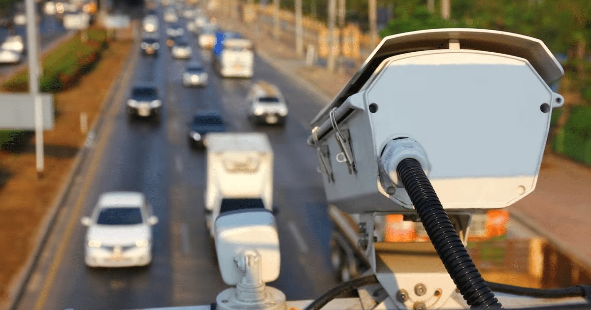 Respetá las normas: A partir de noviembre la Circunvalación Oeste tendrá nuevas cámaras fiscalizadora de velocidad