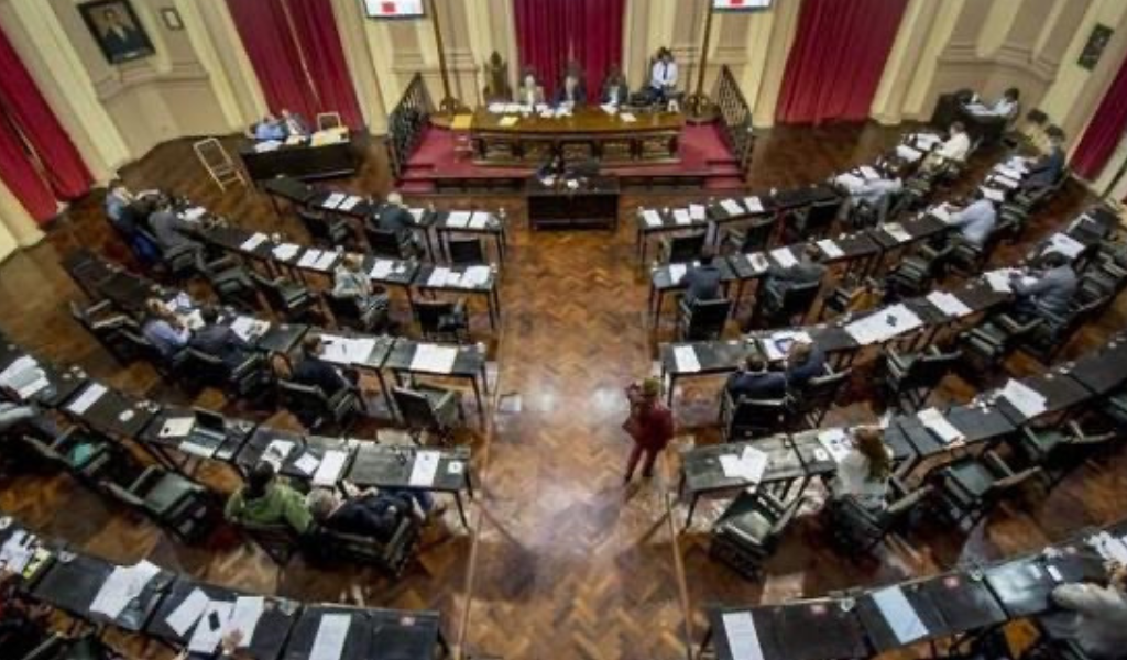 El Senado aprobó por unanimidad el proyecto del Gobernador Saénz para realizar el narcotest obligatorio a funcionarios