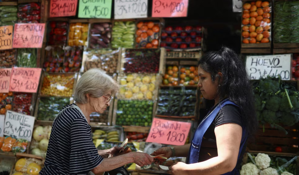 Consultoras privadas indican que la inflación se desaceleró en mayo pero no logró perforar el 2%. ¿Le creés?
