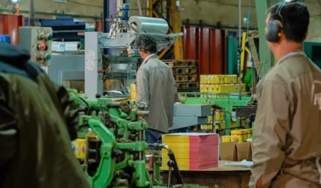 Cerca de la mitad de las pymes en Argentina prevé reducir personal en los próximos meses