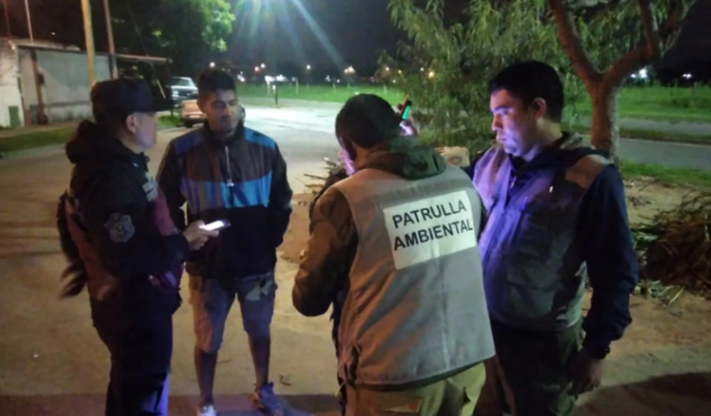 La Municipalidad multó  a vecinos en la zona sur de la ciudad por generar microbasurales y dañar el ambiente