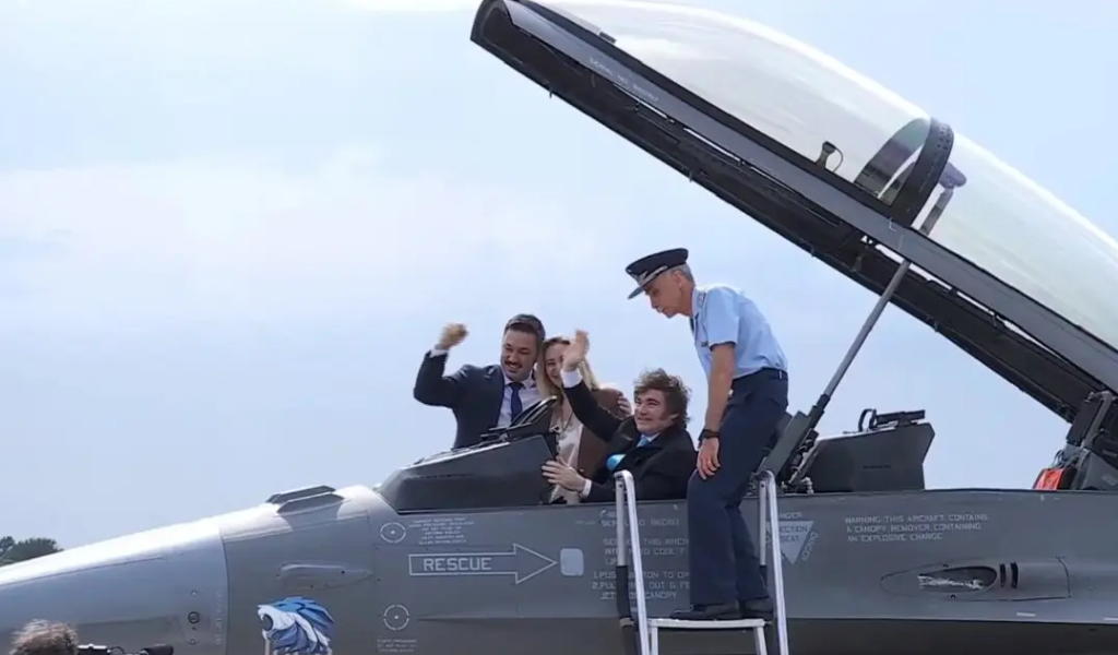 Los F-16 le cuestan a la Argentina  US$ 301,2 millones y $ 44.694 millones en obras de infraestructura para mantenerlos