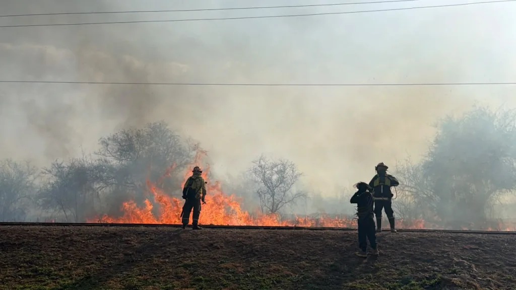 Incendios forestales: Declaran riesgo extremo en Orán y alerta alta para Capital, San Martín, Anta y Cafayate