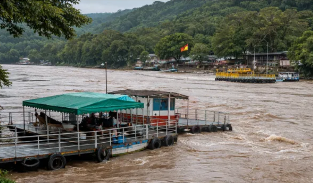La crecida del río Bermejo causó el cierre de Puerto Chalanas. Algunos bagayeros igual se arriesgan a cruzar