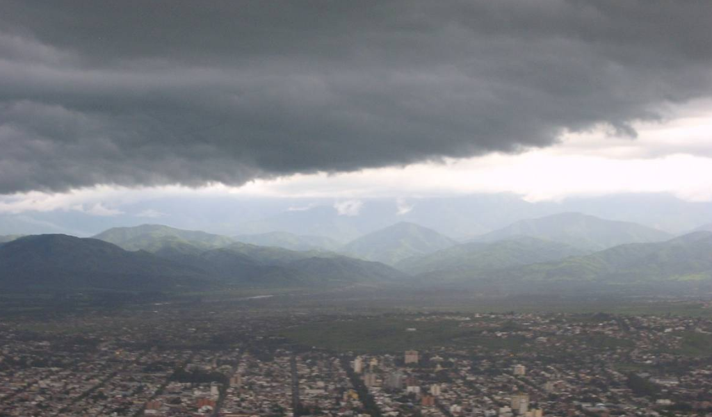Nueva alerta amarilla por tormentas en Salta: prevén lluvias intensas, granizo y ráfagas fuertes