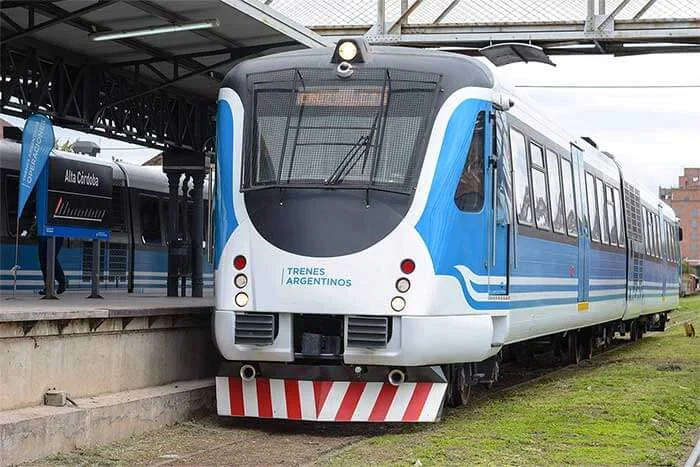 Vecinos reclaman más horarios y mejores frecuencias para el Tren del Valle de Lerma