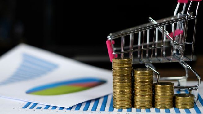 Mientras que Milei afirma que en agosto la inflación comenzaría con “0” todo indica que eso no será posible