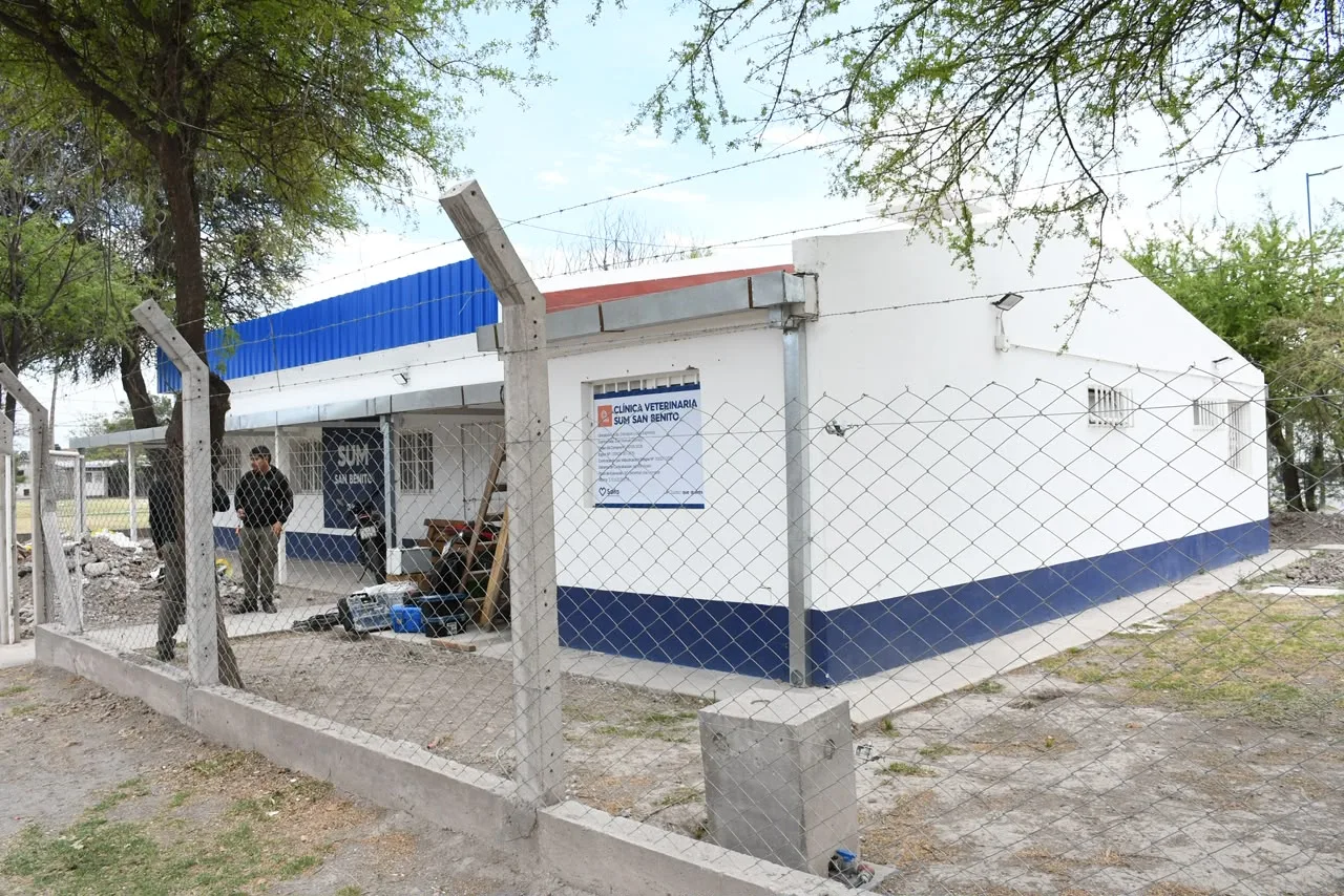 Dignidad y cuidado para nuestras mascotas: El Municipio construye un nuevo Hospital Municipal de Salud Animal en el SUM de San Benito