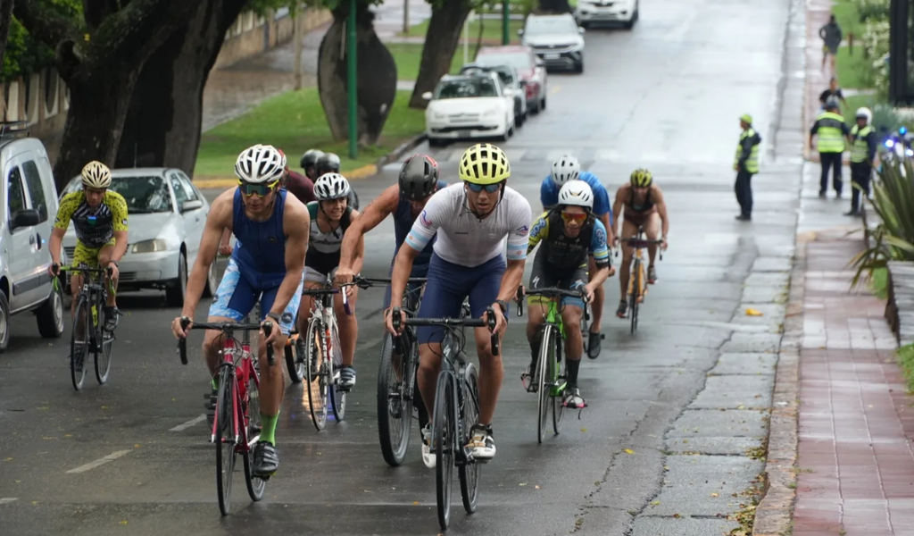 Éxito total: Se agotaron los cupos para el Triatlón de la Cumbre. Participarán 700 atletas