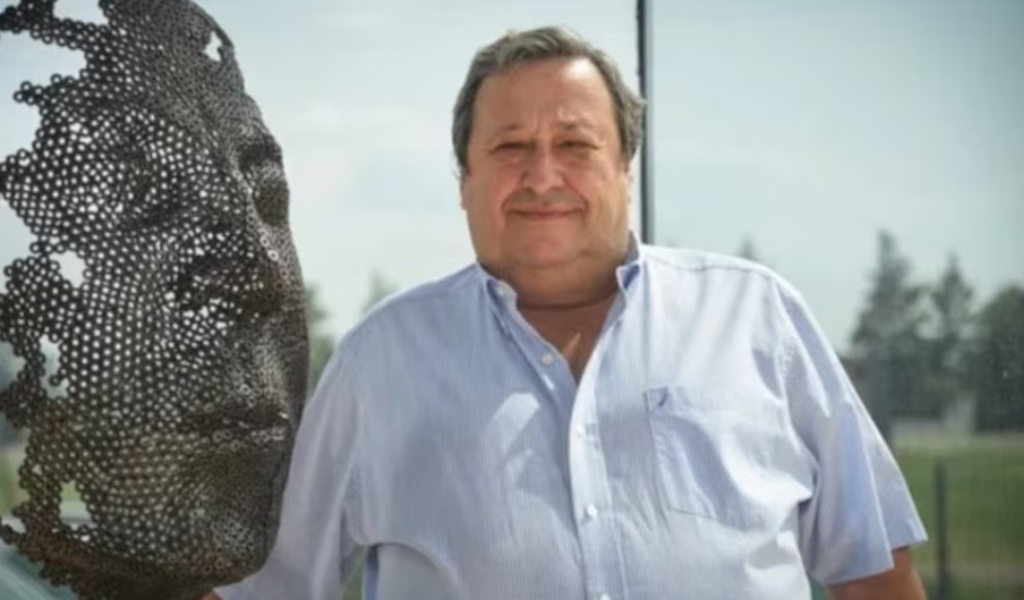 En Santa Fe un empresario reparó parte de la colectora de una ruta y Vialidad Nacional lo intimó para que rompa lo que arregló