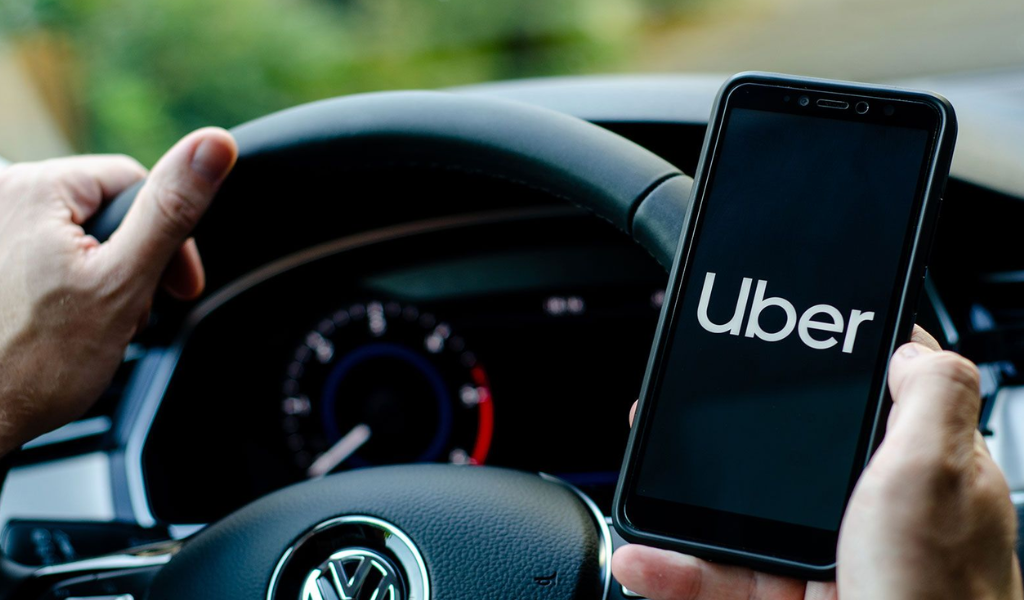 "Si te dormiste, lo lamento": El fuerte descargo de los choferes de Uber en Salta contra los pasajeros impuntuales