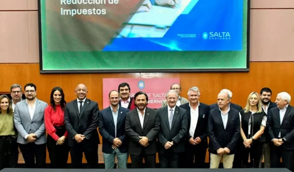 El Gobierno de Salta anunció la baja de impuestos para el comercio, hotelería y gastronomía