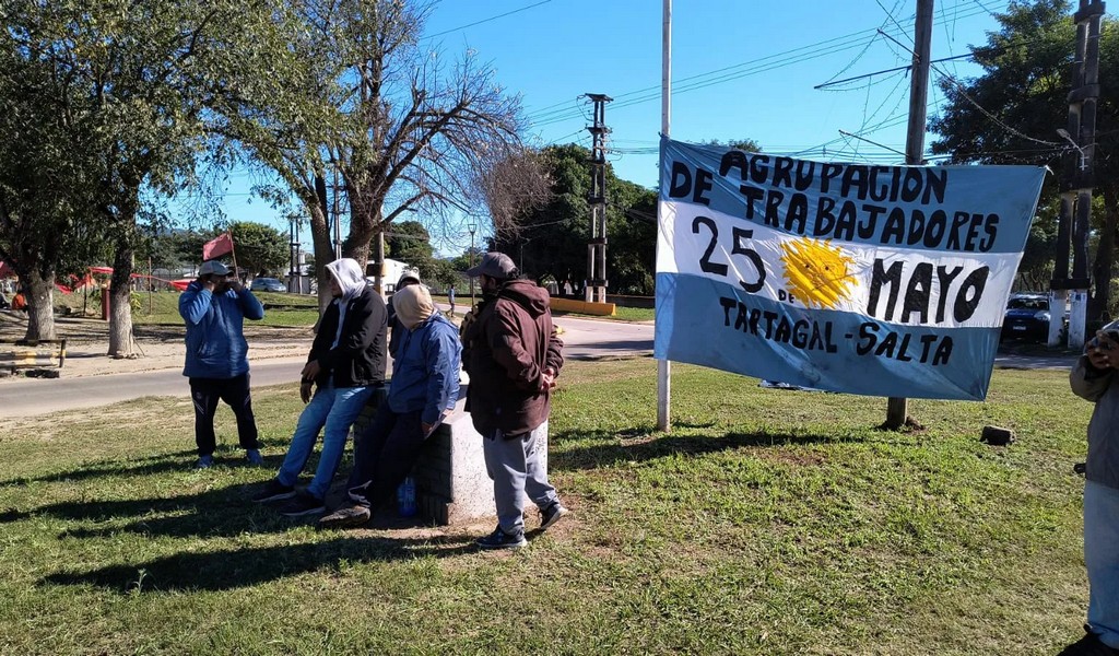 Increíble: Piqueteros cortaron la ruta en Tartagal pidiendo aumentos por obras no realizadas