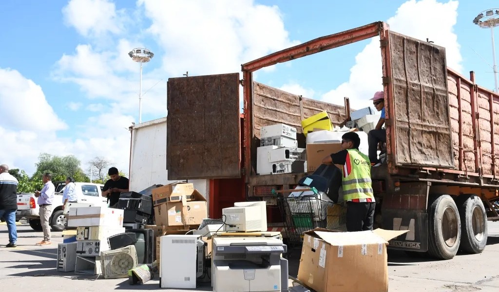 Residuos electrónicos: Este jueves se realizará un nuevo Raeetón en el Parque San Martín
