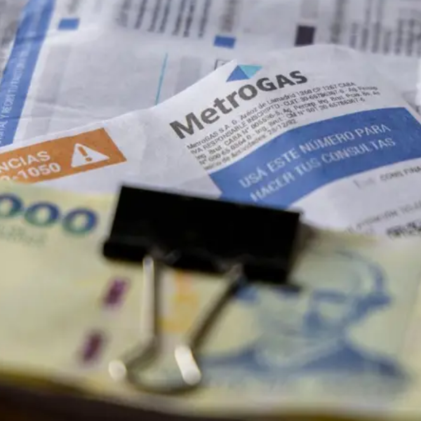 Volvieron los tarifazos en el marco de la quita de subsidios: el gas sube 16% y la luz un 3,6% desde febrero