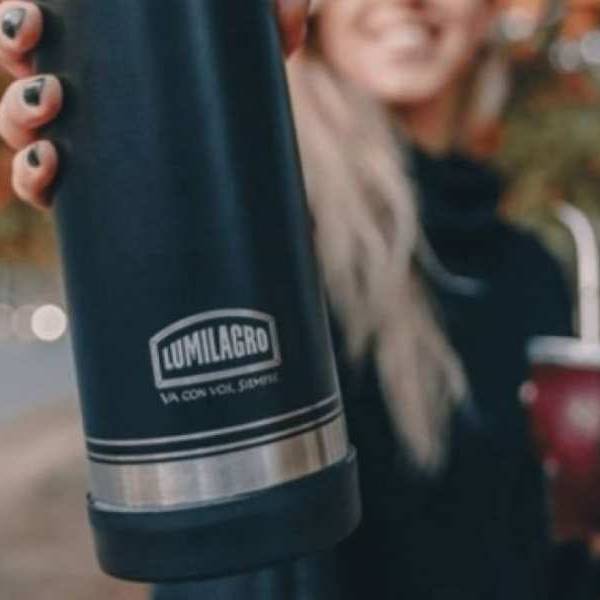 Lumilagro cerró su fábrica, importa los termos de China y ahora se queja del contrabando que inunda el mercado