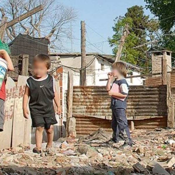 UNICEF advirtió que 4 de cada 10 niños es pobre en Argentina y que la situación empeorará en los próximos meses