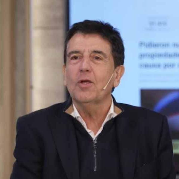 Carlos Melconian: “Los dólares de Vaca Muerta aparecen en Punta Cana”