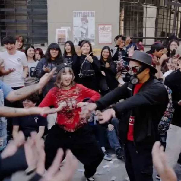 Un psicólogo clínico asegura que “farmear aura es la gamificación de la necesidad de ser alguien para los demás”