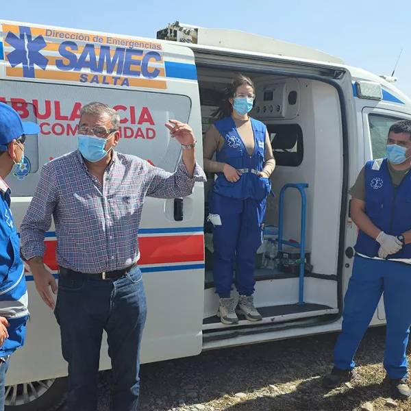 El SAMEC atendió a 20 personas afectadas por los incendios en la zona de la Circunvalación Oeste