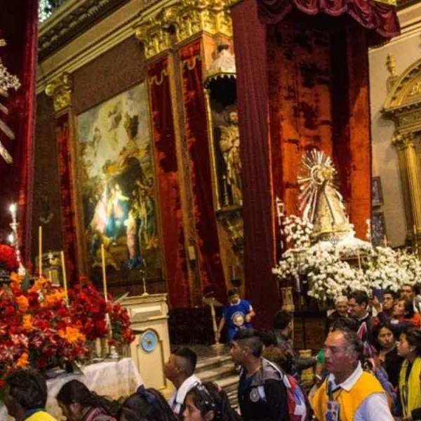 Un solo corazón en oración: La Novena en Honor al Señor y la Virgen del Milagro comienza este domingo