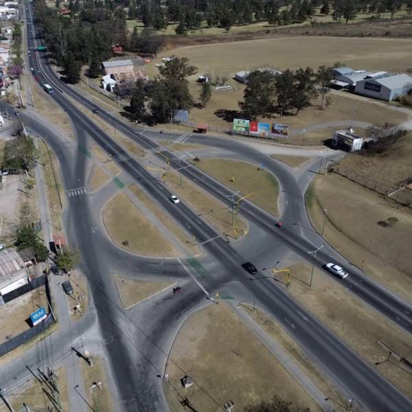El Municipio inició el Plan Vial Zona Norte: Se renovará 2,6 kilómetros de pavimento de la colectora de avenida Bolivia
